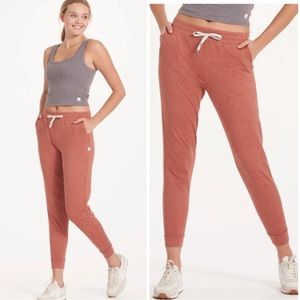 Vuori Halo Performance Jogger Terracotta size XS